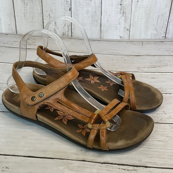 Abeo B.i.o.system Oasis Neutral Tan Strap Sandals - Picture 1 of 11